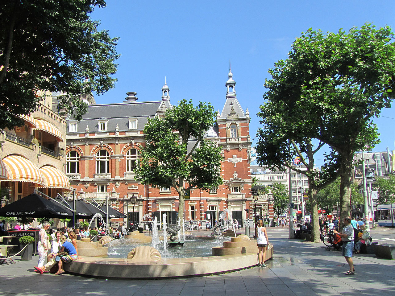 Leidseplein square
